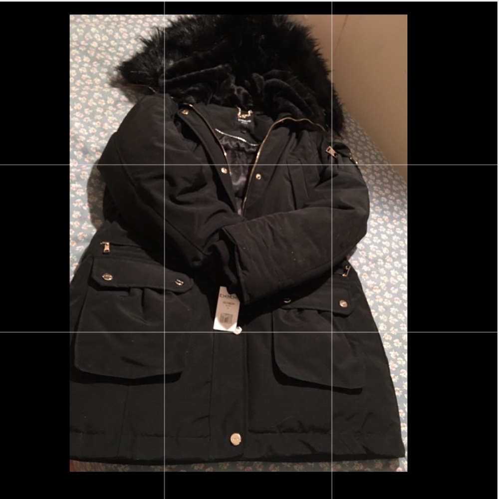 BEBE Winter Coat. Get it Early - Picture 7 of 10